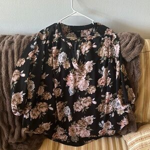 Black and Pink Relaxed 3/4 Sleeve Ruffled Blouse
